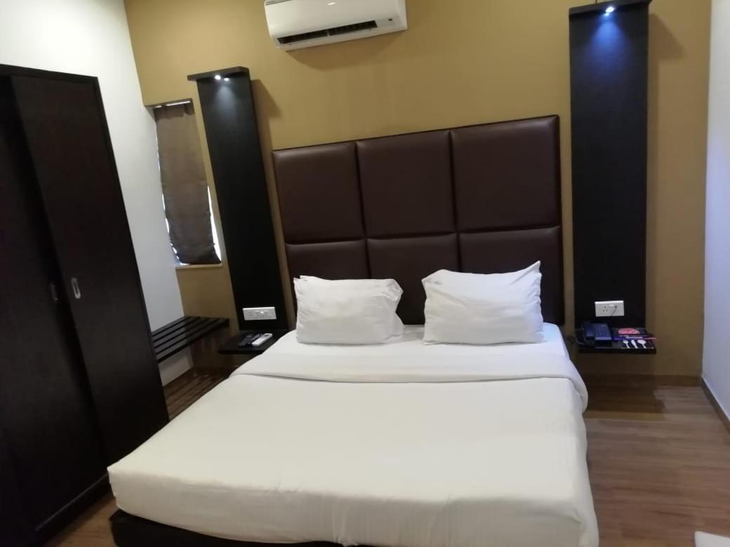 Sinq Beach Resort Calangute Luaran gambar
